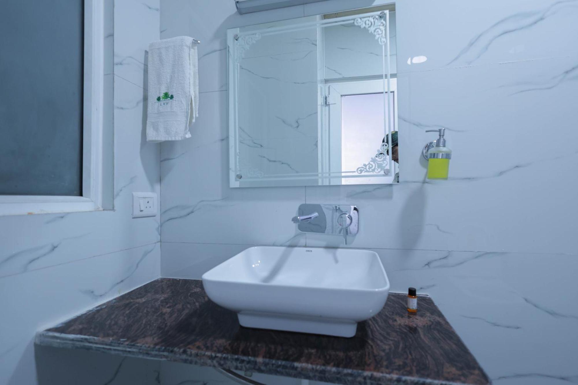 Lansdowne Vacation Homes Bagian luar foto