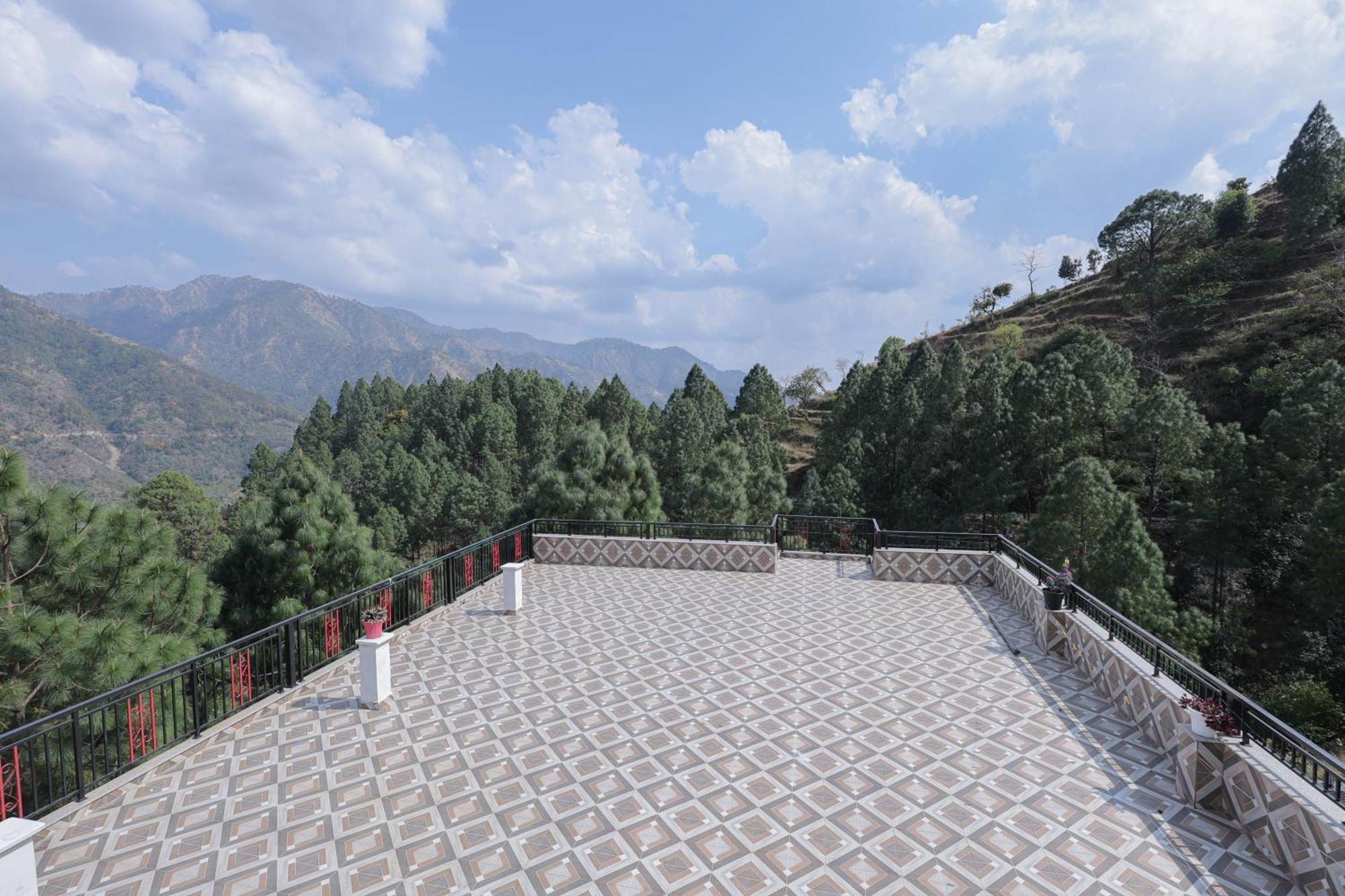 Lansdowne Vacation Homes Bagian luar foto