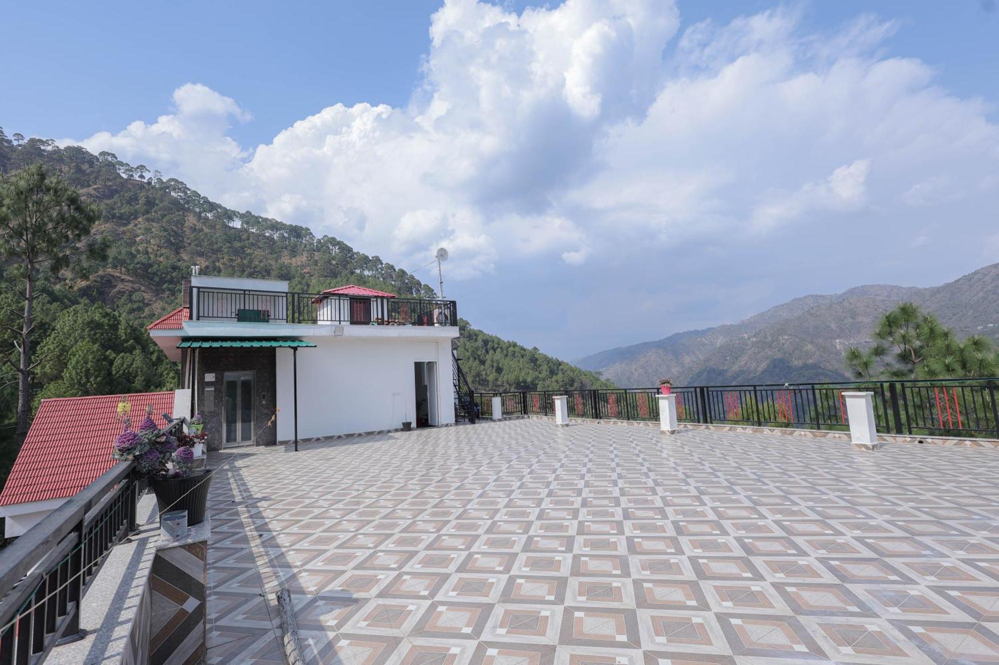 Lansdowne Vacation Homes Bagian luar foto