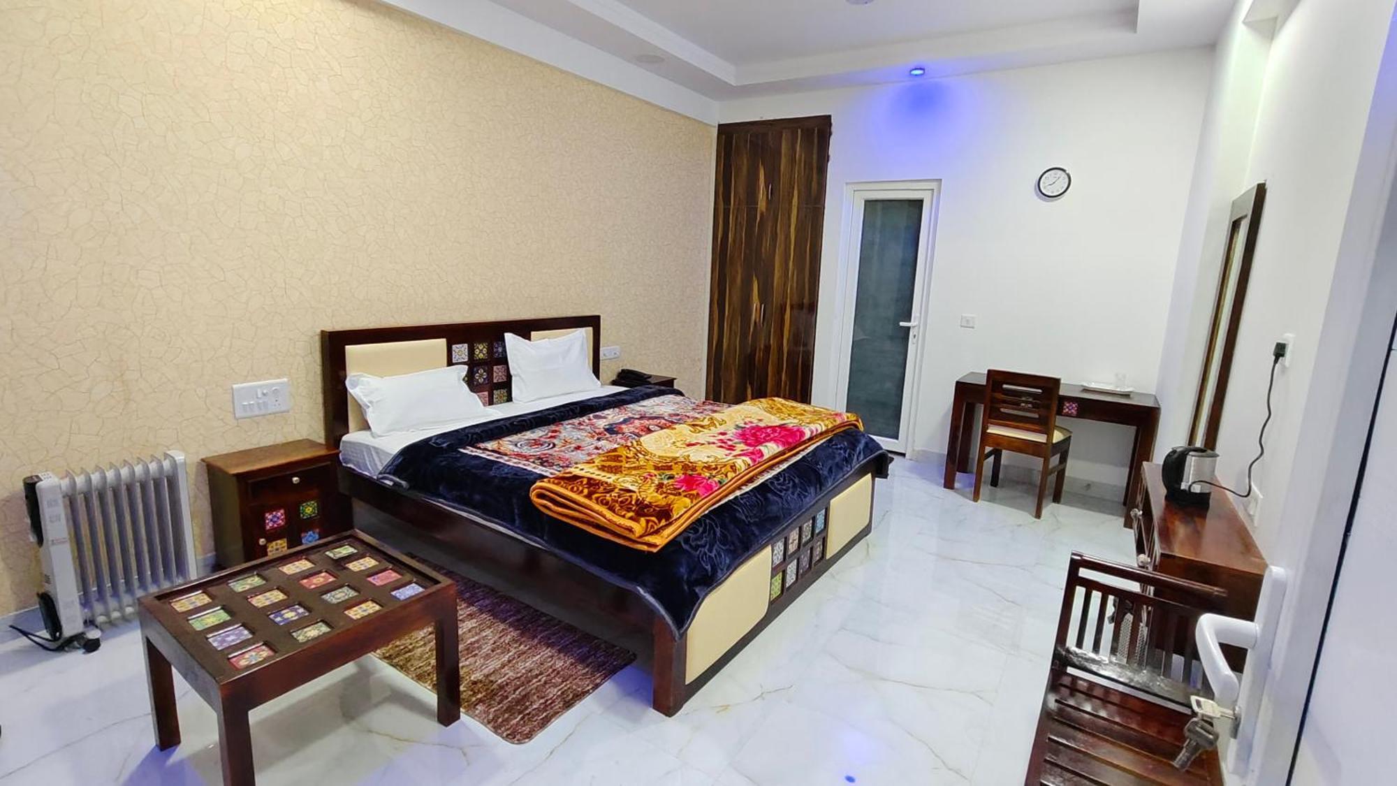 Lansdowne Vacation Homes Bagian luar foto